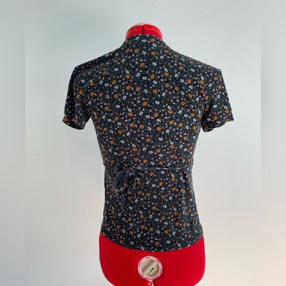 Floral Tie Up Top - Picture 2 of 2